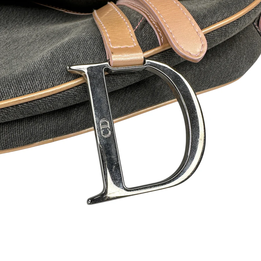 DIOR 2003 DENIM/PATENT LEATHER SADDLE BAG - Image 8
