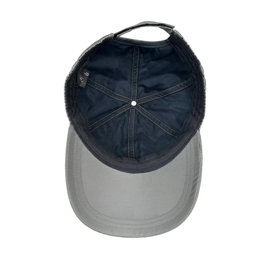 PRADA EMBROIDERED LOGO SILVER-GREY NYLON CAP GDF94 - Image 5